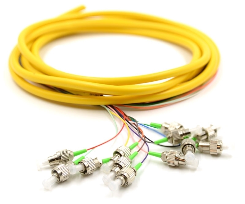 0035473_3m-12-fiber-fcapc-pigtail-single-mode-os2.jpeg